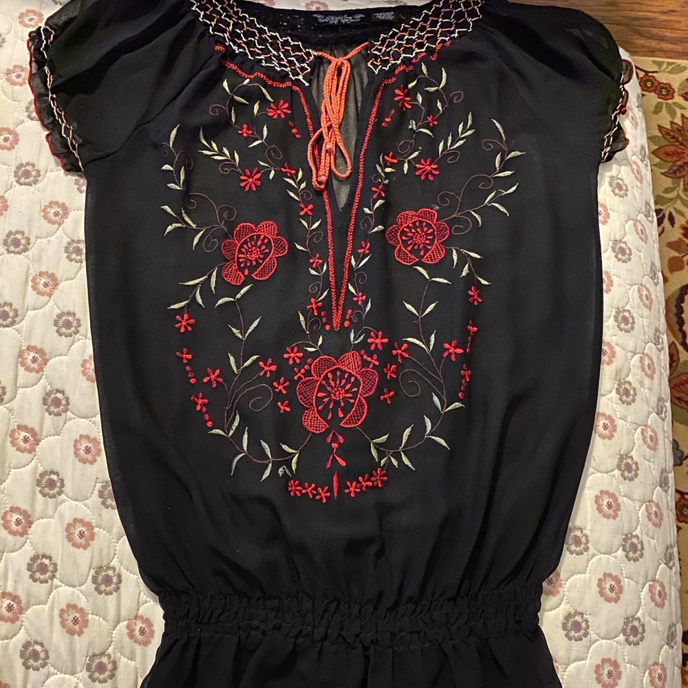 Sheer black top w/ pretty embroidered flowers